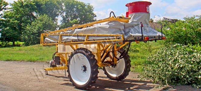 Опрыскиватель прицепной ШТОРМ-3000-18 с системой осаждения капель